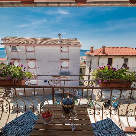 Einzigartiges Nur 300 Meter Zum Mit Meerblick, Privatem Balkon, Waschmaschine Apartament Crikvenica