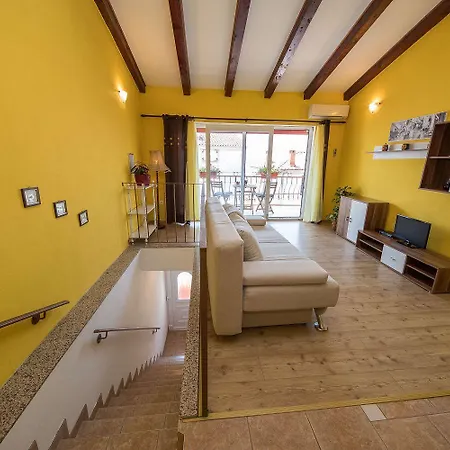 Einzigartiges Nur 300 Meter Zum Mit Meerblick, Privatem Balkon, Waschmaschine Apartament