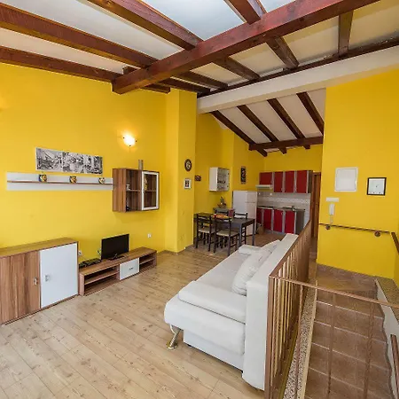 Apartament Einzigartiges Nur 300 Meter Zum Mit Meerblick, Privatem Balkon, Waschmaschine *