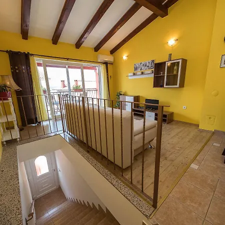 Einzigartiges Nur 300 Meter Zum Mit Meerblick, Privatem Balkon, Waschmaschine * Crikvenica