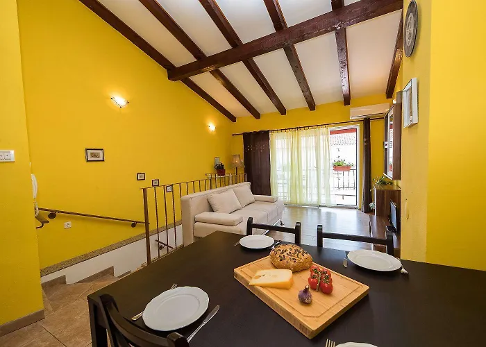 Daire Einzigartiges Nur 300 Meter Zum Mit Meerblick, Privatem Balkon, Waschmaschine Crikvenica
