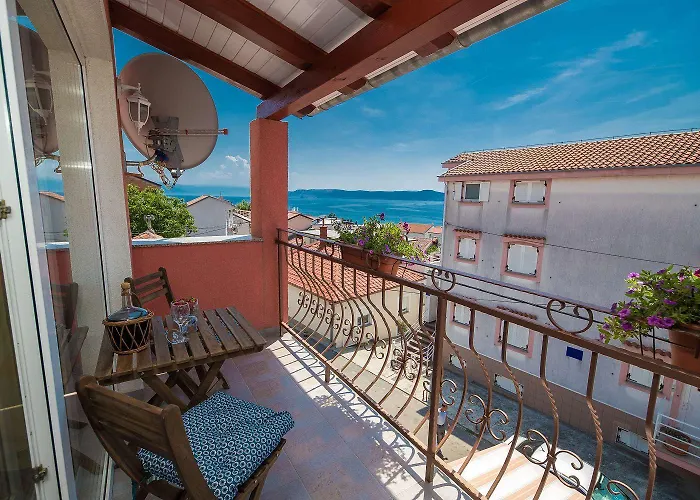 Daire Einzigartiges Nur 300 Meter Zum Mit Meerblick, Privatem Balkon, Waschmaschine *
