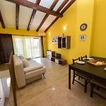 Einzigartiges Nur 300 Meter Zum Mit Meerblick, Privatem Balkon, Waschmaschine Crikvenica