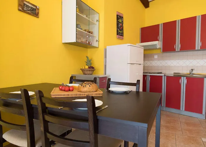Einzigartiges Nur 300 Meter Zum Mit Meerblick, Privatem Balkon, Waschmaschine *